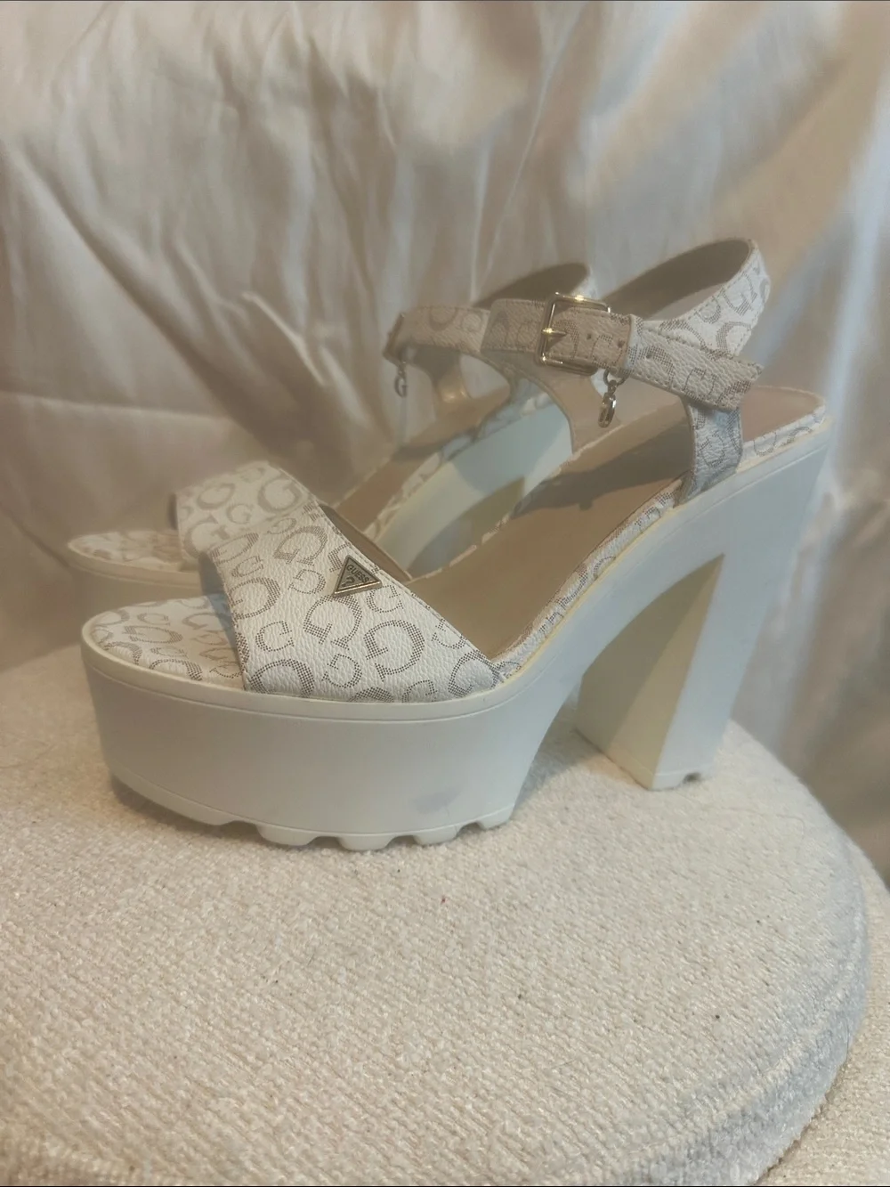 White Guess Patterned Platform Sandals with Ankle Strap